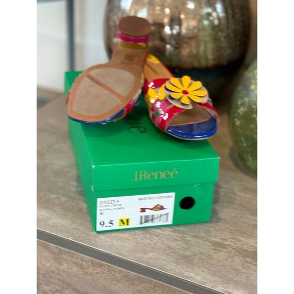 J.Reneé Davina Patent Slip on Size 9.5M - Picture 4 of 5